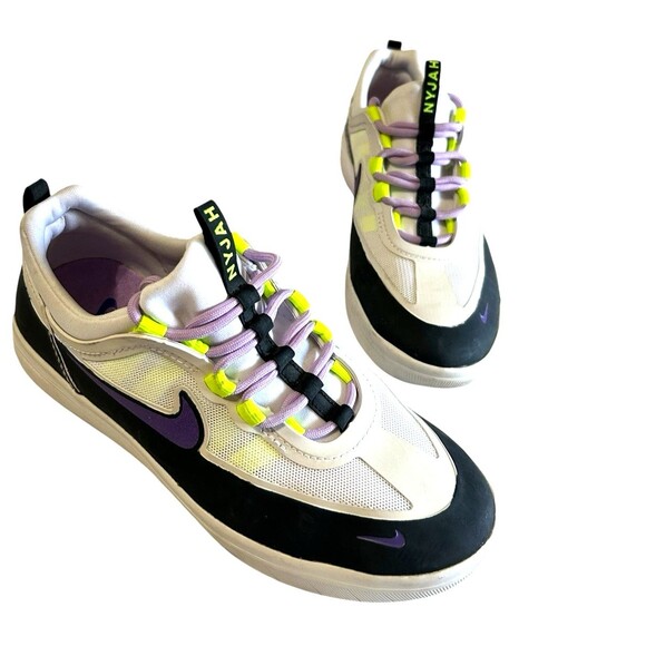 Nike SB Nyjah Free 2 Womens Black Wild Berry White Skate Shoes BV2078-009 Sz 6.5 - Picture 2 of 12